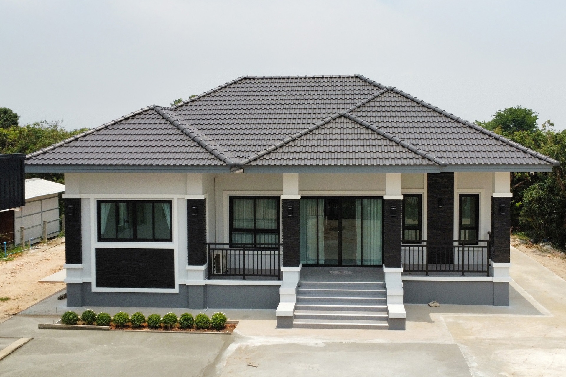 แบบบ้านหรู่
