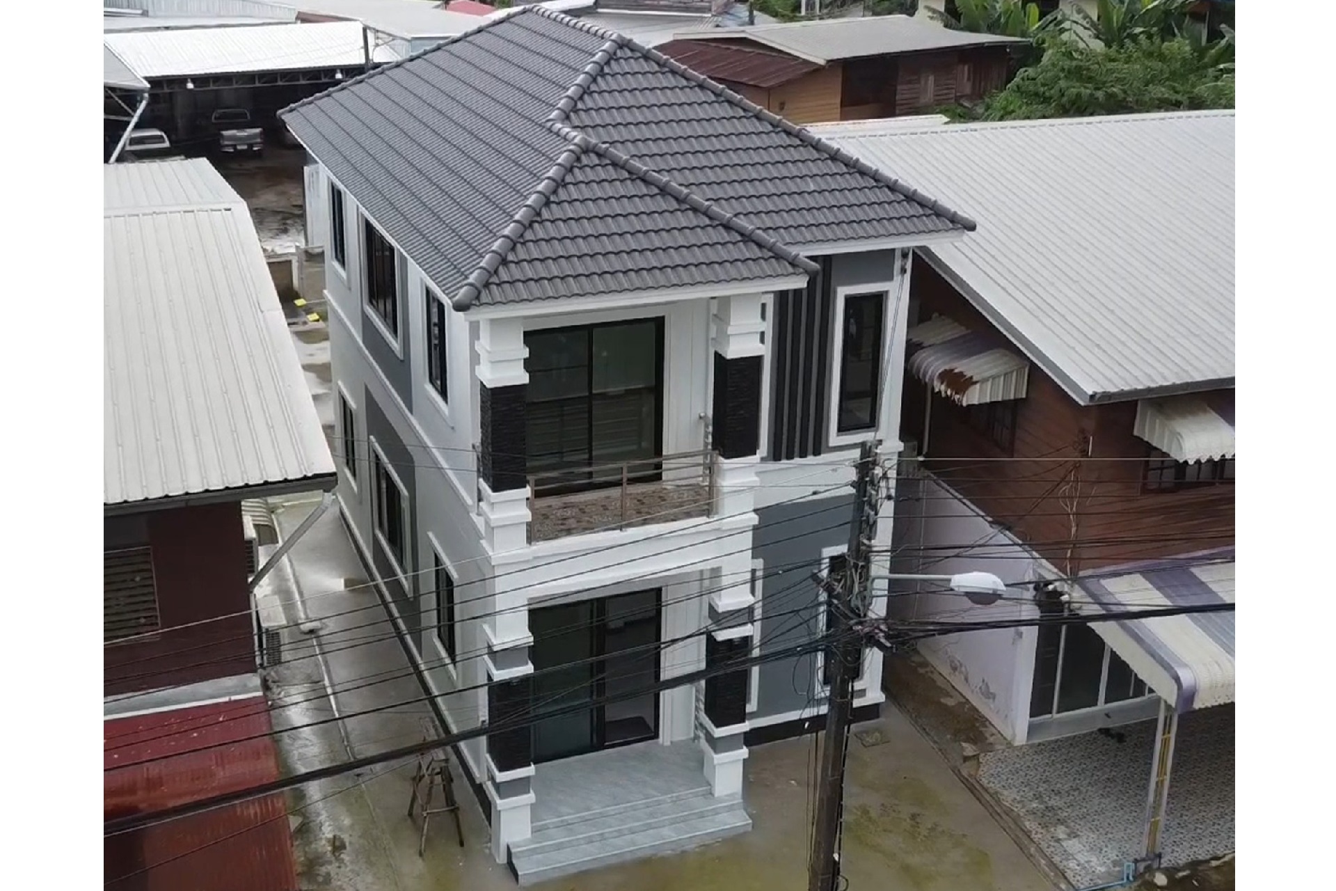 แบบบ้านหรู่