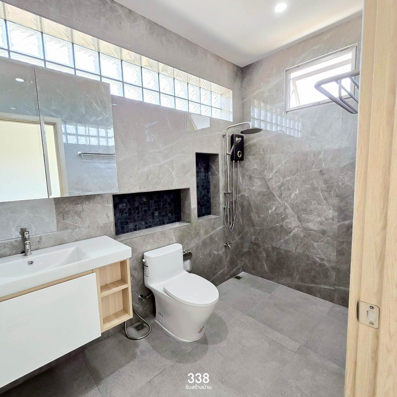 แบบบ้านหรู่